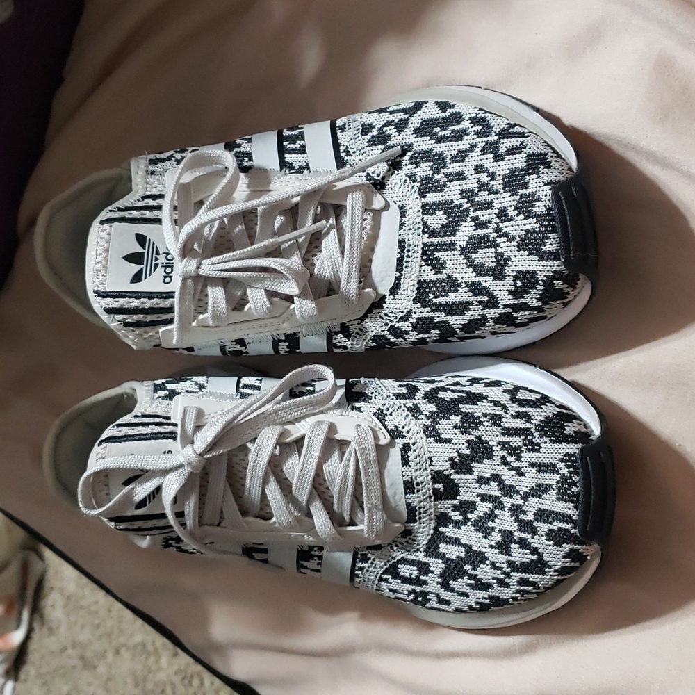 Adidas leopard print shoes